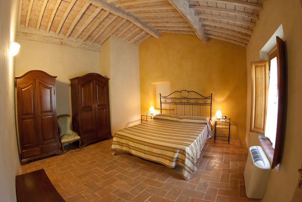 Casa Vacanze "Casale Al Pino" ริปาร์เบลลา ห้อง รูปภาพ
